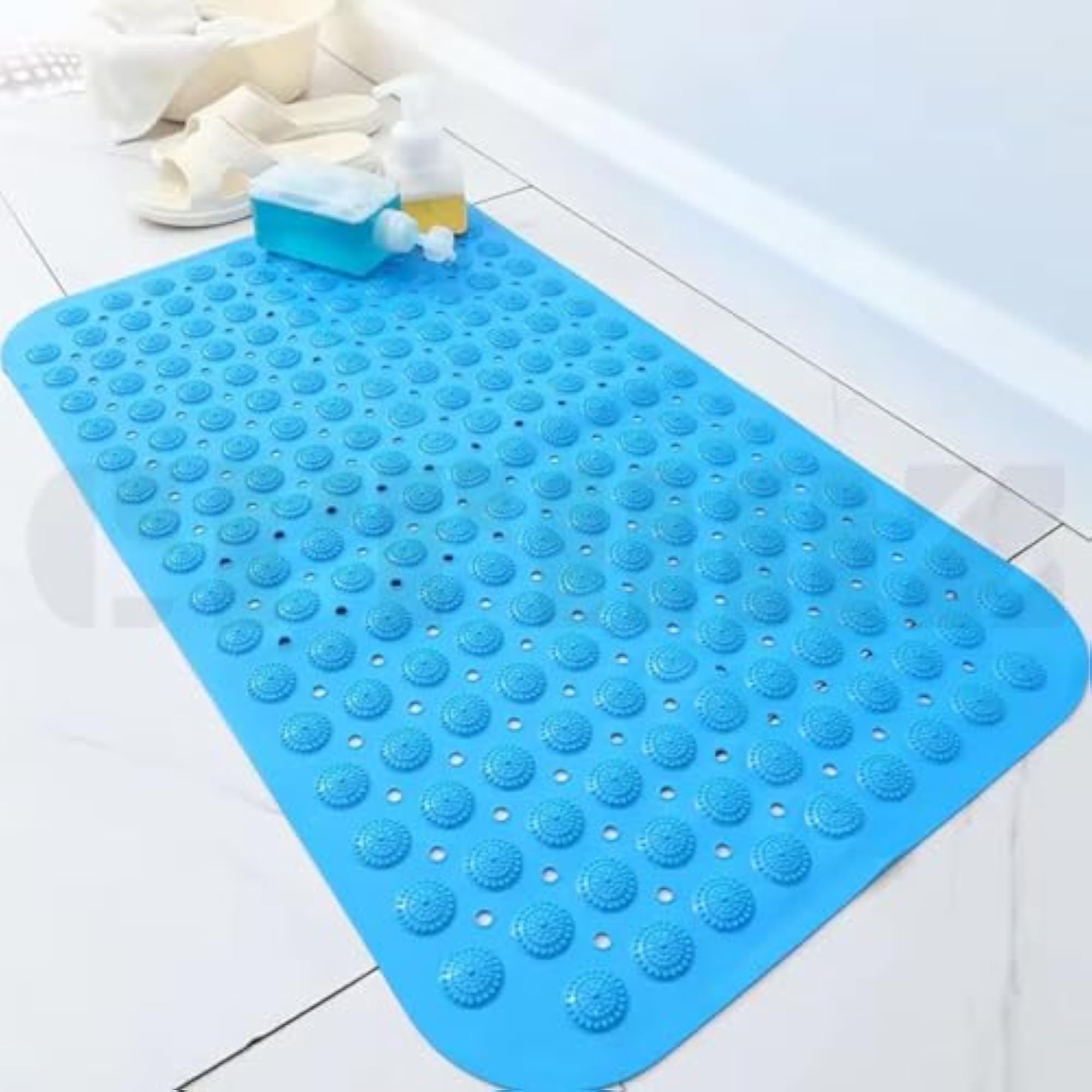 Comfortable PVC Soft Bathroom Floor Mat with Drainage Holes